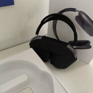 Apple AirPods Pro Max Headphones - Midnight